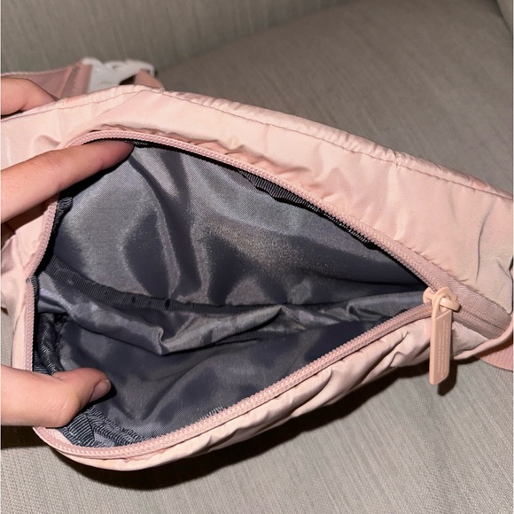 light pink adidas belt bag - Picture 3 of 5